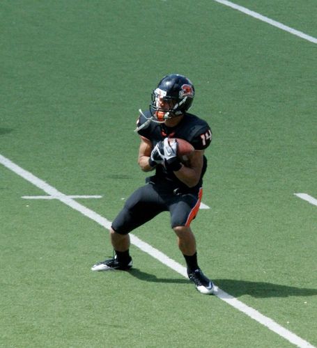 Jordan_poyer_dsc03107_medium