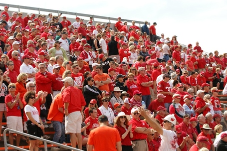 Wisconsin_fans_dsc03735_medium