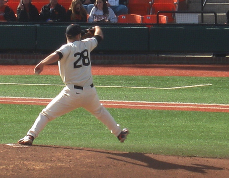 Wetzler_pitching_vsbryant_game04a_medium