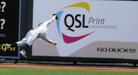 Max_gordon_uofo_catch_medium