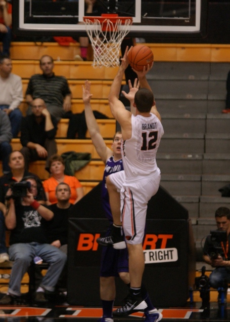 Angus_brandt_dsc01891_medium