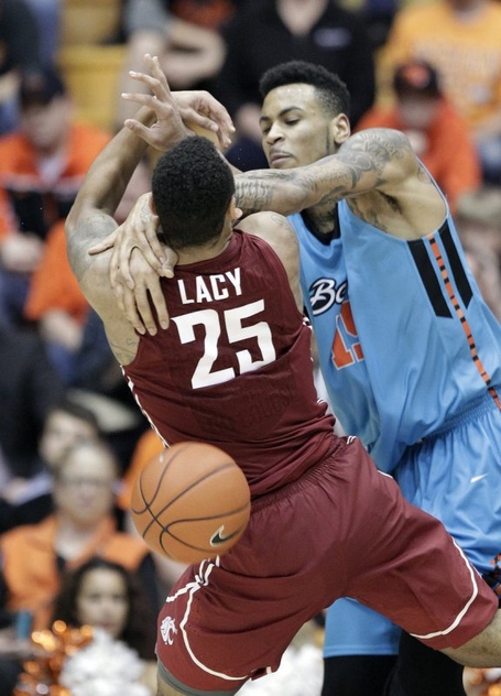 Eric_moreland_davonte_lacy_ap_don_ryan_medium