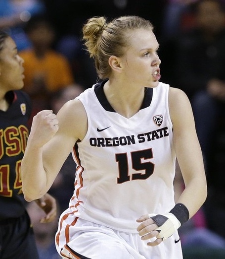 Jamie-weisner-elainethompson-ap_medium