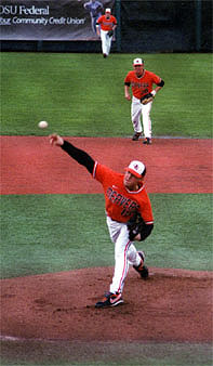 Nygren_pitching_medium