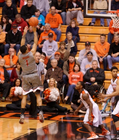 Reggie_moore_dsc00049_medium