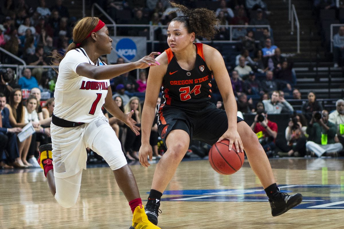 NCAA BASKETBALL: MAR 29 Div I Women’s Championship - Third Round - Oregon State v Louisville