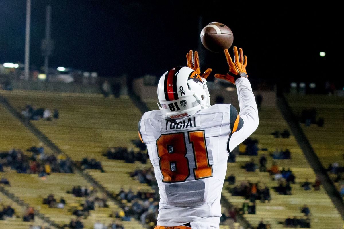 NCAA Football: Oregon State at California