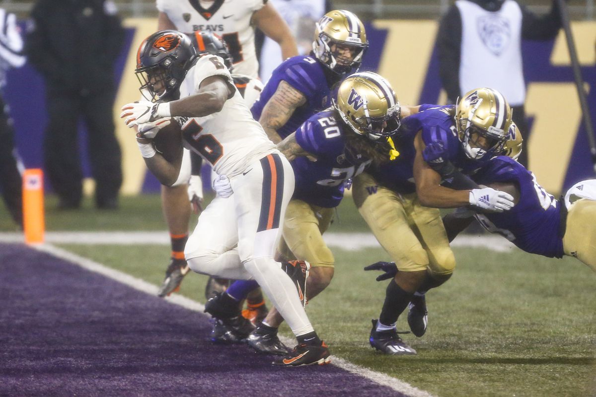 NCAA Football: Oregon State at Washington