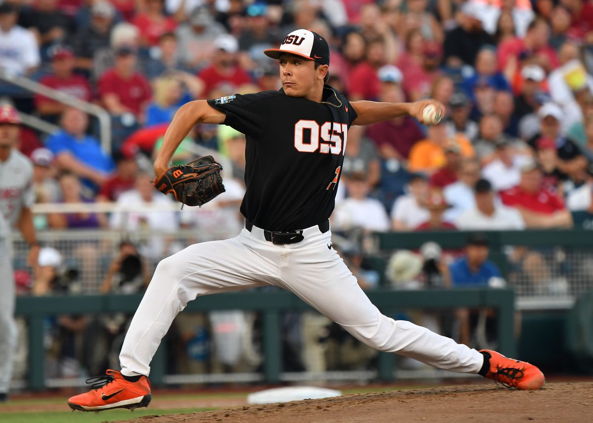 College World Series - Arkansas v Oregon State - Game One